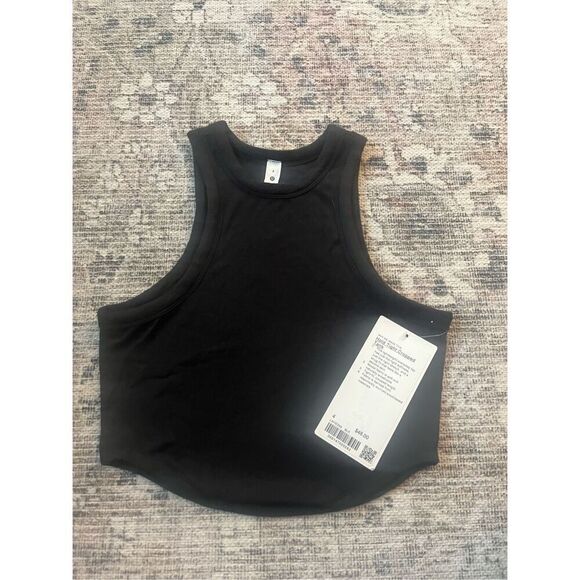 NWT Lululemon Hold Tight Cropped Tank - Picture 1 of 2